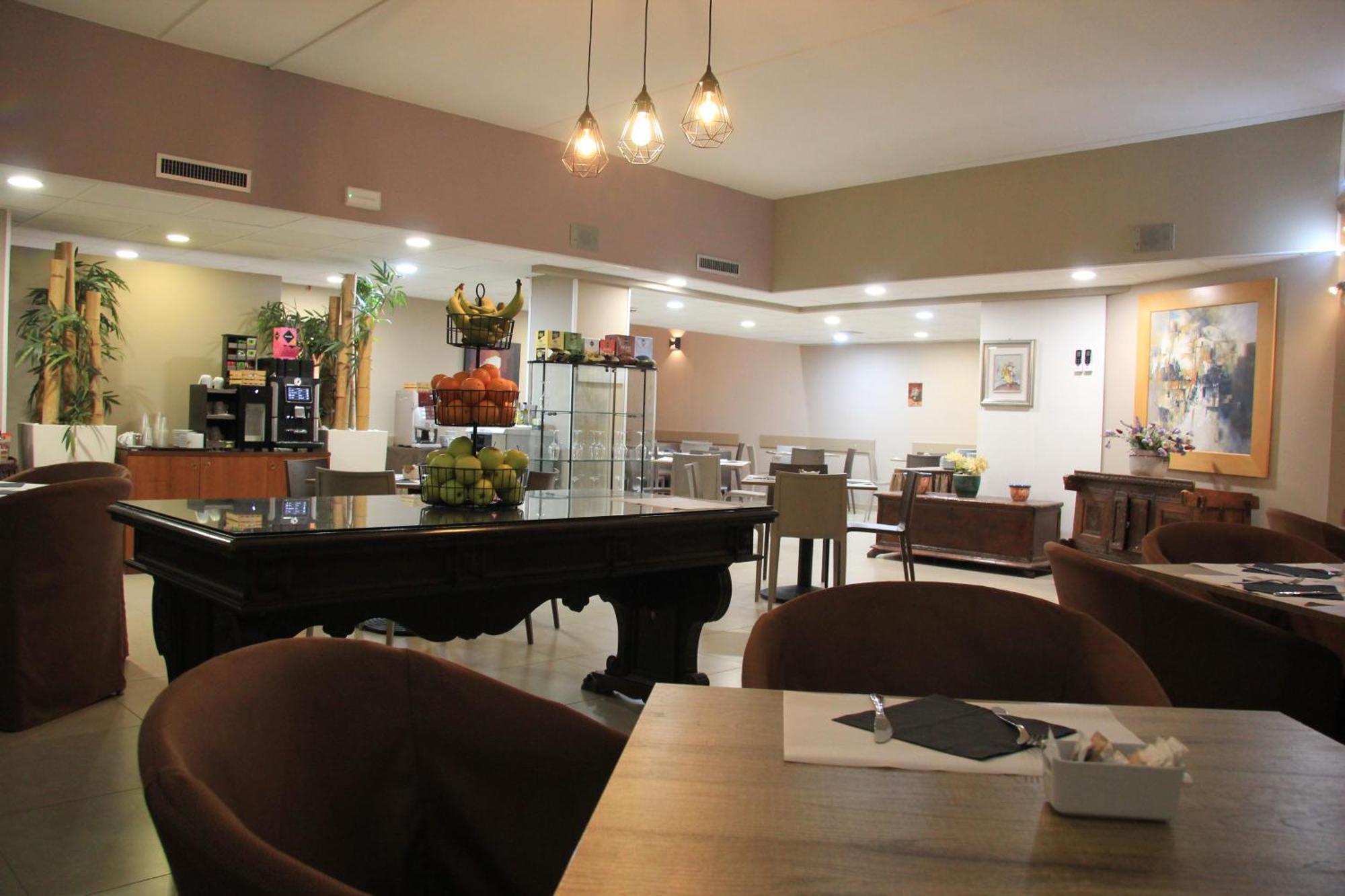 Green Hotel Motel Vergiate Luaran gambar