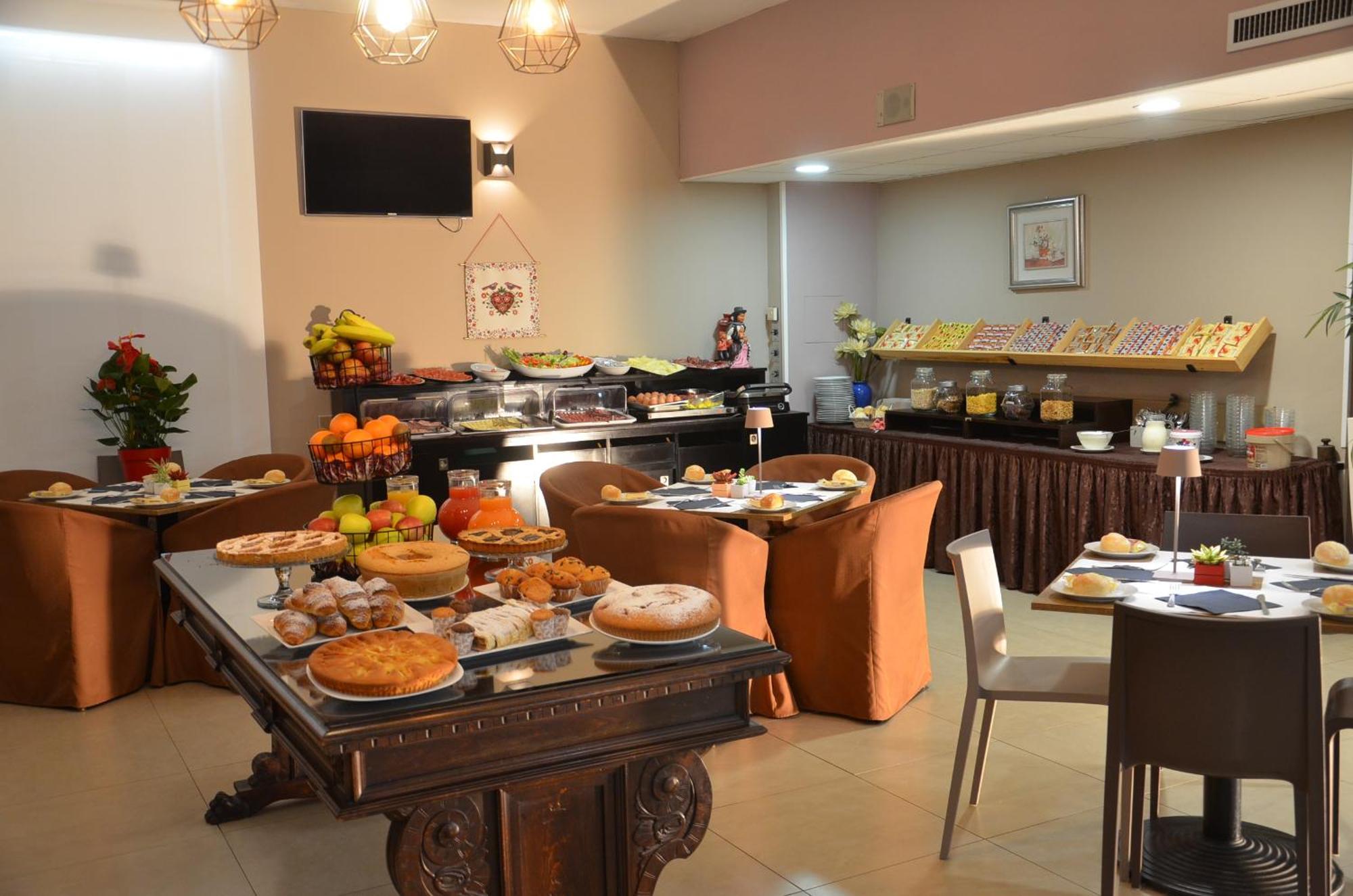 Green Hotel Motel Vergiate Luaran gambar